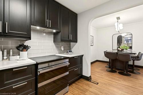 17 Gary Avenue, Hamilton, ON - Indoor Photo Showing Kitchen