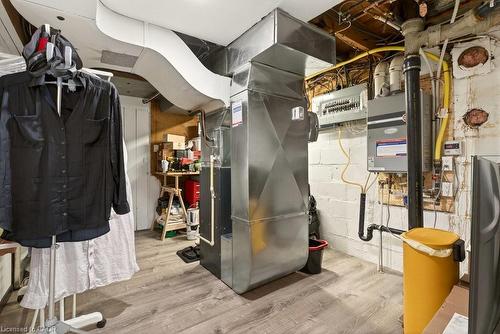 17 Gary Avenue, Hamilton, ON - Indoor Photo Showing Basement
