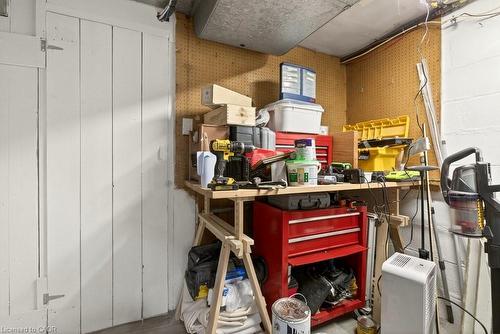 17 Gary Avenue, Hamilton, ON - Indoor Photo Showing Other Room