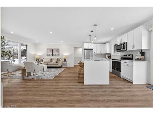 72 Harts Lane W, Guelph, ON - Indoor