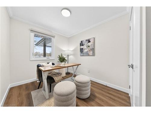 72 Harts Lane W, Guelph, ON - Indoor