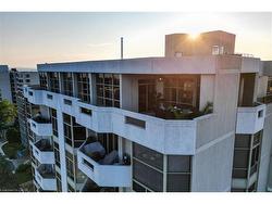 1201-1237 North Shore Boulevard E Burlington, ON L7S 2H8