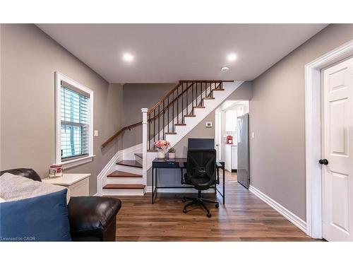 140 Royal Avenue, Hamilton, ON - Indoor Photo Showing Other Room