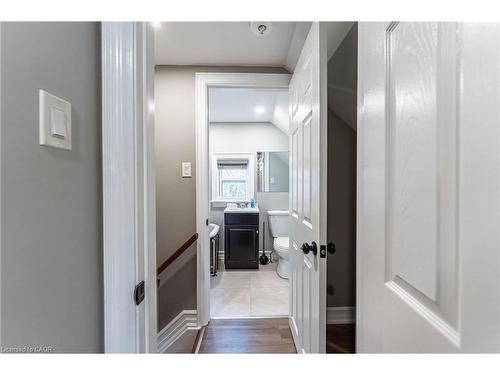 140 Royal Avenue, Hamilton, ON - Indoor Photo Showing Other Room