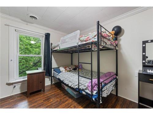 17 Bertha Street, Simcoe, ON - Indoor Photo Showing Bedroom