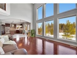 510 Forest Gate Crescent  Waterloo, ON N2V 2X2