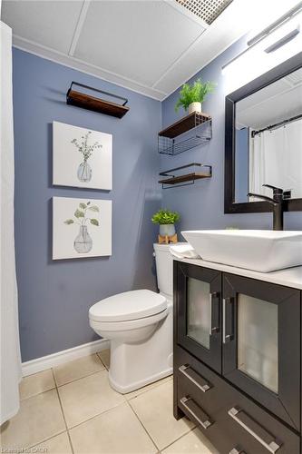 34 Rosebank Crescent, Kitchener, ON - Indoor Photo Showing Bathroom
