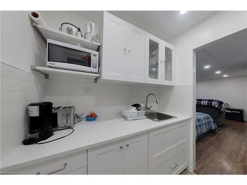 2-17 Gibson Drive, Kitchener, ON - Indoor