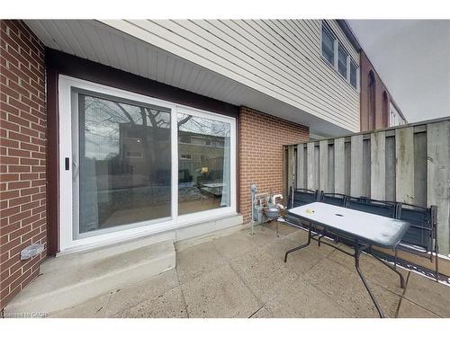 2-17 Gibson Drive, Kitchener, ON - Outdoor With Exterior