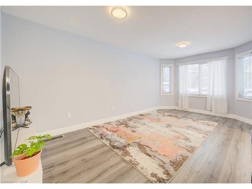 524 Windflower Crescent, Kitchener, ON - Indoor Photo Showing Other Room