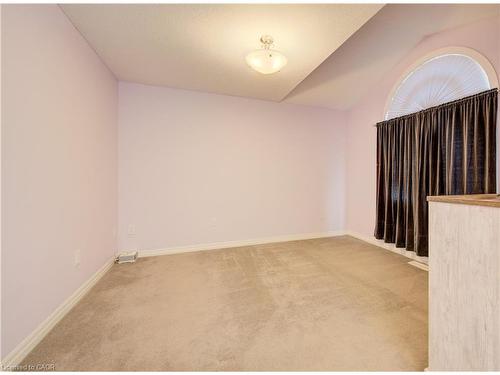 524 Windflower Crescent, Kitchener, ON - Indoor Photo Showing Other Room