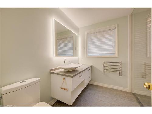 524 Windflower Crescent, Kitchener, ON - Indoor Photo Showing Bathroom