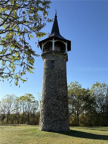 113 Deer Ridge Drive, Kitchener, ON - Outdoor