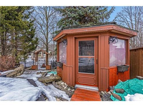 113 Deer Ridge Drive, Kitchener, ON - Outdoor