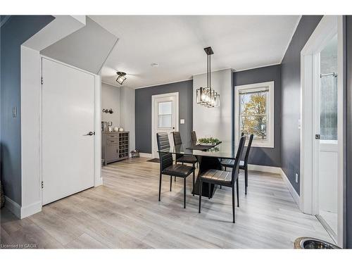 1326 Queenston Road, Cambridge, ON - Indoor Photo Showing Dining Room