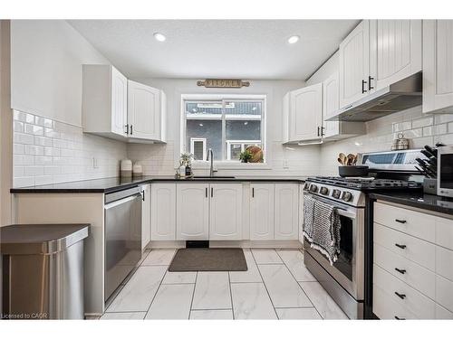 1326 Queenston Road, Cambridge, ON - Indoor Photo Showing Kitchen With Stainless Steel Kitchen With Upgraded Kitchen