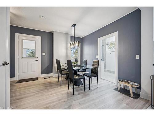 1326 Queenston Road, Cambridge, ON - Indoor Photo Showing Dining Room