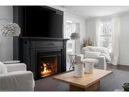 347 East Hart Crescent, Burlington, ON - Indoor Photo Showing Living Room With Fireplace