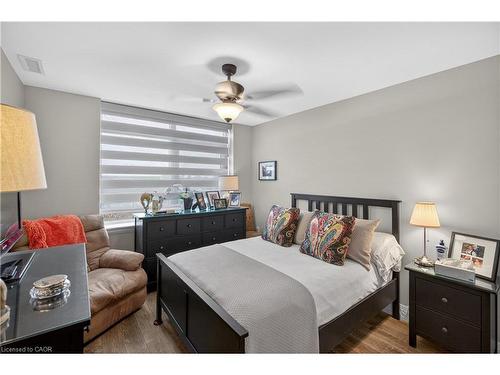 225-1 Redfern Avenue, Hamilton, ON - Indoor Photo Showing Bedroom