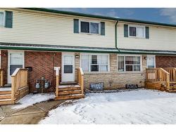 15-164 Jansen Avenue  Kitchener, ON N2A 2L7