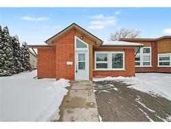 17 Monsignor Henkey Terrace  Hamilton, ON L9B 2M2