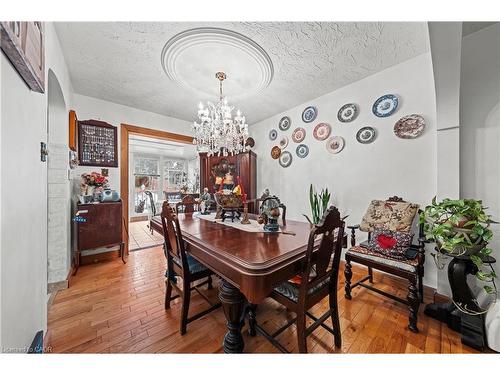 53 Bluerock Crescent, Cambridge, ON - Indoor Photo Showing Dining Room
