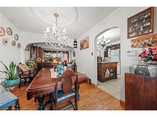 53 Bluerock Crescent, Cambridge, ON - Indoor Photo Showing Dining Room