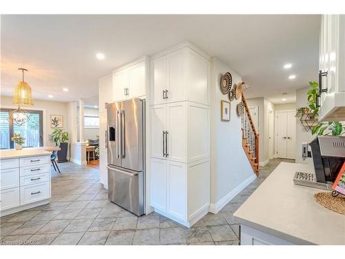 17 Krieghoff Drive, Hamilton, ON 