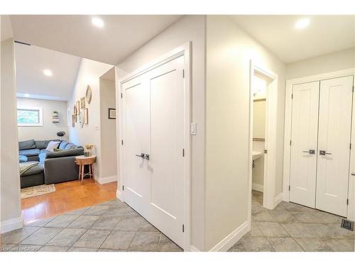 17 Krieghoff Drive, Hamilton, ON - Indoor Photo Showing Other Room