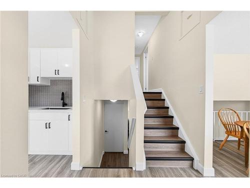 720 Parkview Crescent, Cambridge, ON - Indoor Photo Showing Other Room