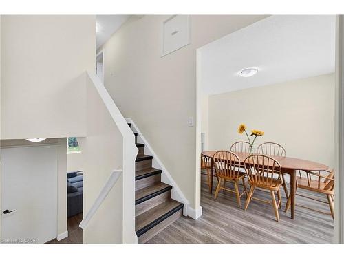 720 Parkview Crescent, Cambridge, ON - Indoor Photo Showing Other Room