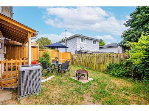 720 Parkview Crescent, Cambridge, ON - Outdoor