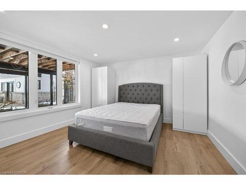 Lower Lvl-1326 Butter Road W, Hamilton, ON - Indoor Photo Showing Bedroom