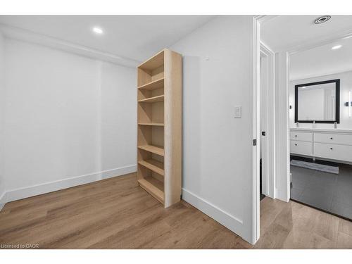 Lower Lvl-1326 Butter Road W, Hamilton, ON - Indoor Photo Showing Other Room