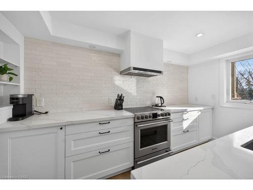 Lower Lvl-1326 Butter Road W, Hamilton, ON - Indoor Photo Showing Kitchen With Upgraded Kitchen