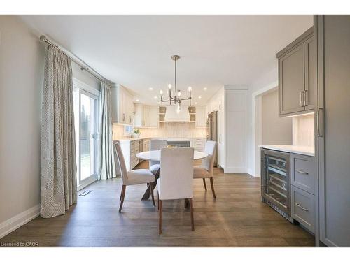 4166 Susan Court, Burlington, ON - Indoor Photo Showing Dining Room