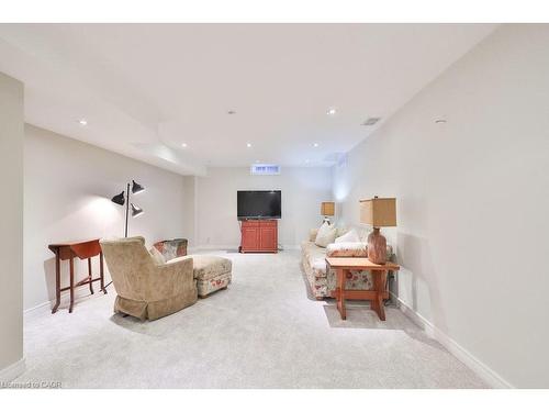 4166 Susan Court, Burlington, ON - Indoor