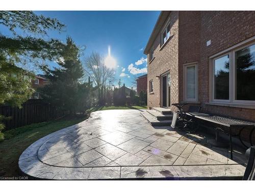 4166 Susan Court, Burlington, ON - Outdoor