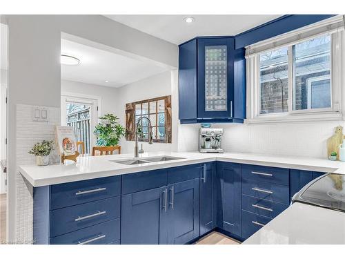 1034 Meredith Avenue, Mississauga, ON - Indoor Photo Showing Kitchen With Double Sink