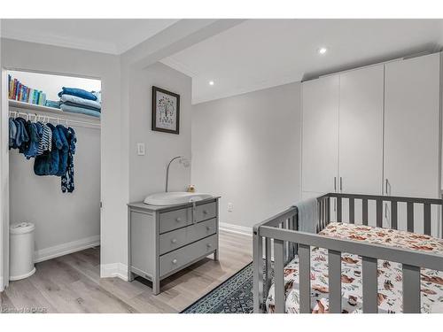 1034 Meredith Avenue, Mississauga, ON - Indoor