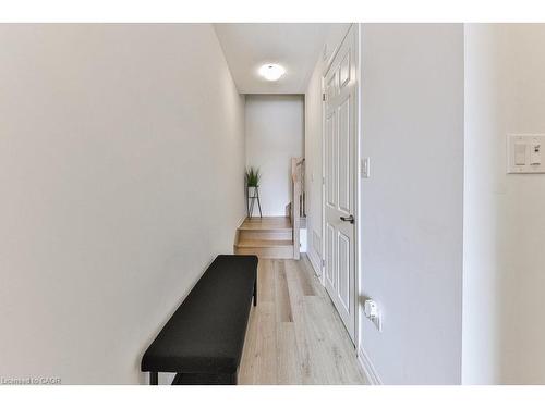 1841 Thames Circle, Milton, ON - Indoor Photo Showing Other Room