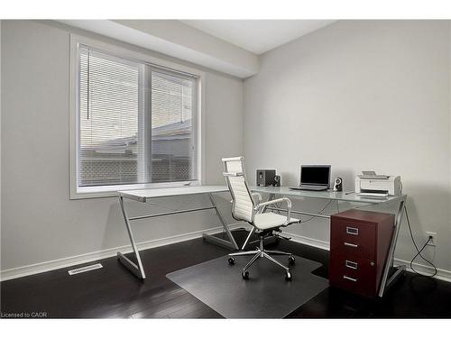 320 Robert Ferrie Drive, Kitchener, ON - Indoor Photo Showing Office