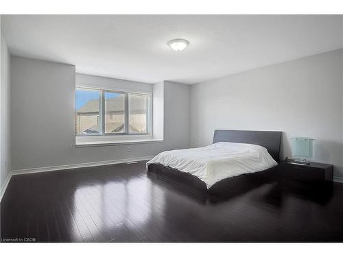 320 Robert Ferrie Drive, Kitchener, ON - Indoor Photo Showing Bedroom