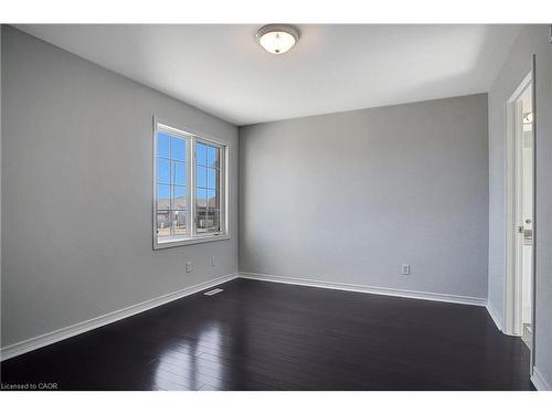 320 Robert Ferrie Drive, Kitchener, ON - Indoor Photo Showing Other Room