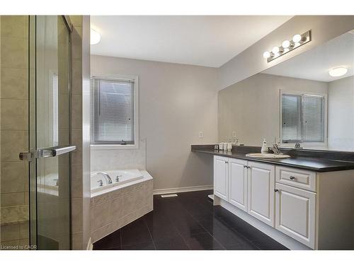 320 Robert Ferrie Drive, Kitchener, ON - Indoor Photo Showing Bathroom