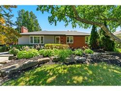 2224 Ghent Avenue  Burlington, ON L7R 1Y7