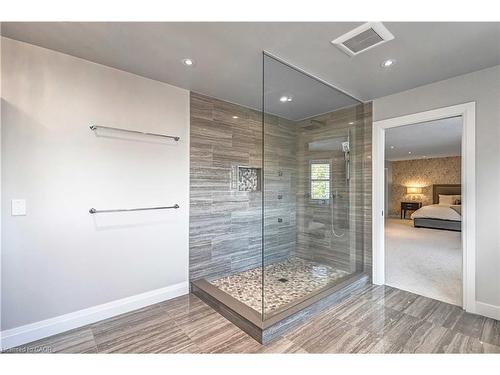 1399 Winterberry Drive, Burlington, ON - Indoor Photo Showing Other Room