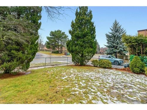 4075 Stephanie Street, Burlington, ON - Outdoor