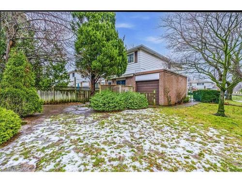 4075 Stephanie Street, Burlington, ON - Outdoor