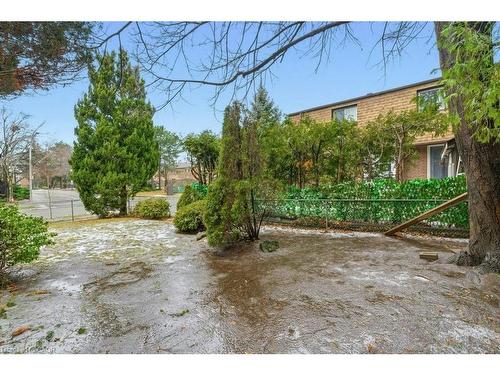 4075 Stephanie Street, Burlington, ON - Outdoor